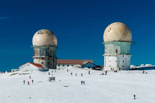Stations de ski proches de Toulon : les 12 meilleures adresses pour glisser